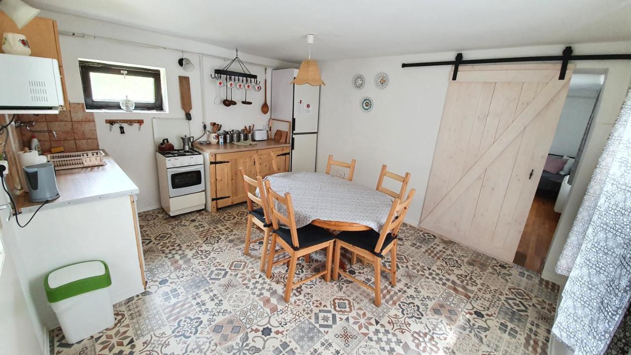 Kilatas A Tora Apartman زيغليجيت المظهر الخارجي الصورة